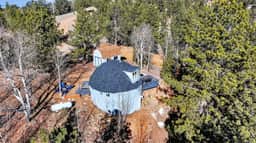 Serene Dome House with Beautiful Mountain Views!