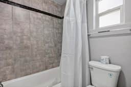 Eagle Motel Suite 115