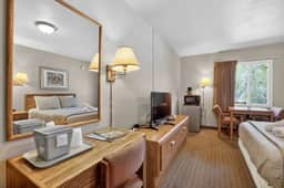 Eagle Motel - Suite 116