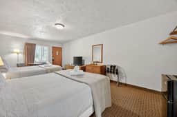 Eagle Motel Suite 121