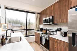 Modern condo with town and mountain views!