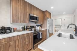 Modern Stay in the Heart of Evergreen! - Image 2