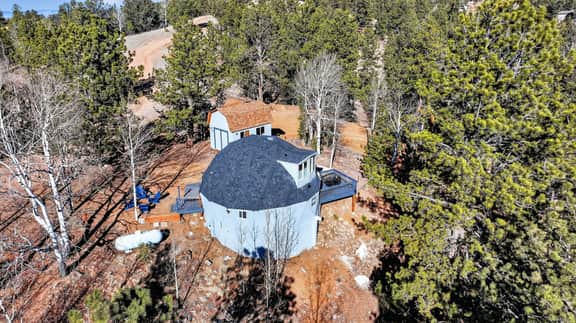 Serene Dome House with Beautiful Mountain Views!