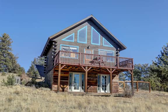 Peaceful Mountain Escape with 35 acres to explore!
