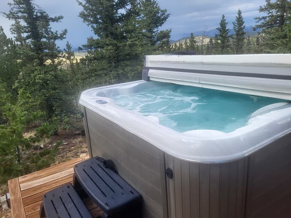 Panoramic Mountain View Home with Hot Tub! - Image 1